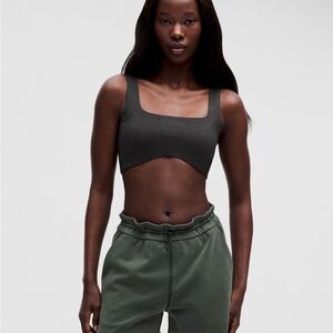 NWOT Lululemon (M) Softy Suedey Bra Light Support, B/C Cup Black